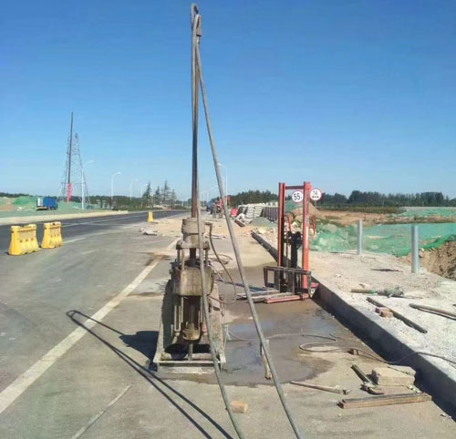 德格公路高聚物注浆加固